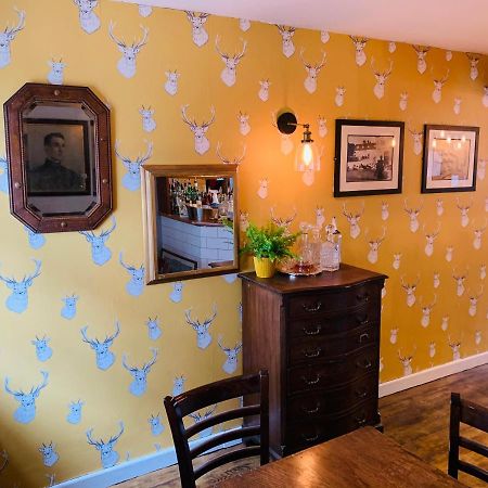 The Swan Inn Midhurst Esterno foto