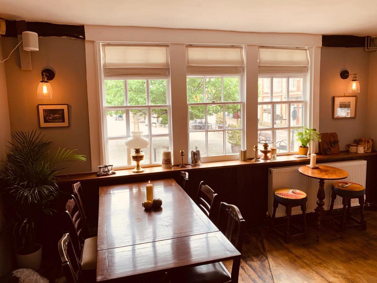 The Swan Inn Midhurst Esterno foto