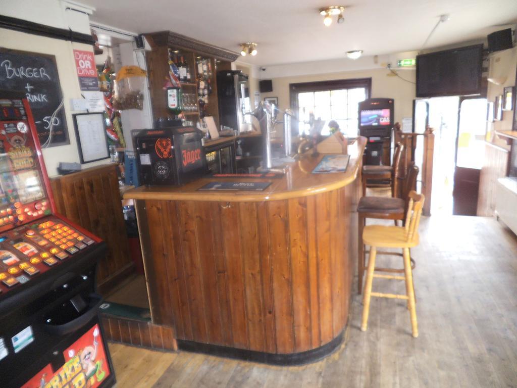 The Swan Inn Midhurst Esterno foto