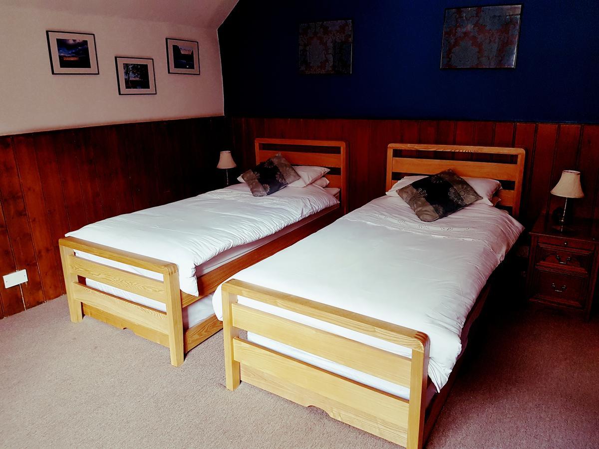 The Swan Inn Midhurst Esterno foto