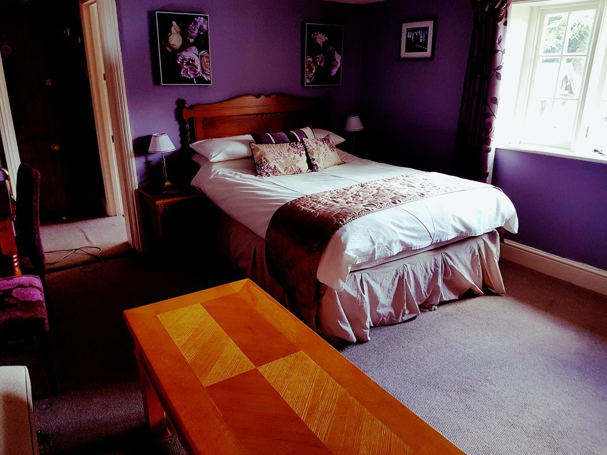 The Swan Inn Midhurst Esterno foto